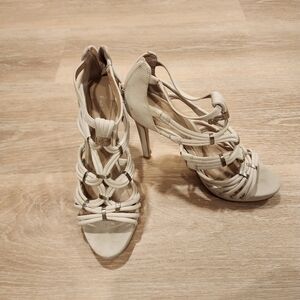 BCBGeneration white strappy heels